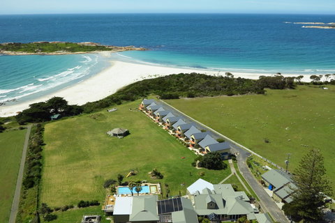 Diamond Island Resort - Accommodation Mermaid Beach 3