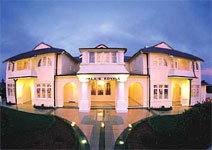 Palais Royale - Accommodation Mermaid Beach 0