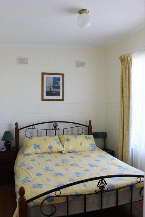 Coobowie Lodge - Accommodation Mermaid Beach 4