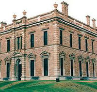 Martindale Hall - Accommodation Mermaid Beach