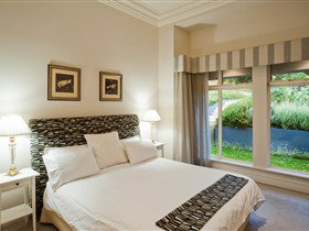 Aldgate House - Accommodation Mermaid Beach 0