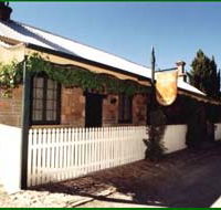 Devonshire House - Accommodation Mermaid Beach