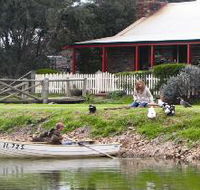 Stonewell Cottages and Vineyards - Accommodation Mermaid Beach