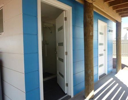 Lincoln View Holiday Home - Accommodation Mermaid Beach 1