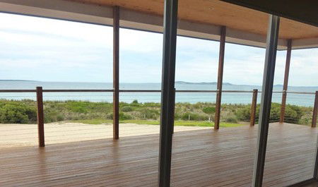 Lincoln View Holiday Home - Accommodation Mermaid Beach 2