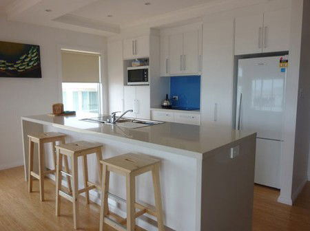 Lincoln View Holiday Home - Accommodation Mermaid Beach 3