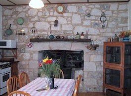 Mt Dutton Bay Woolshed Heritage Cottage - Accommodation Mermaid Beach 1