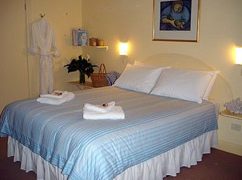 Middleton Cottage - Accommodation Mermaid Beach 1
