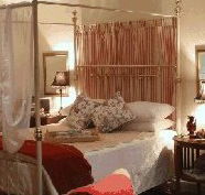 Paringa House BB Stone Cottages - Accommodation Mermaid Beach