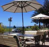 Anchorage at Victor Harbor Seafront Hotel - Accommodation Mermaid Beach