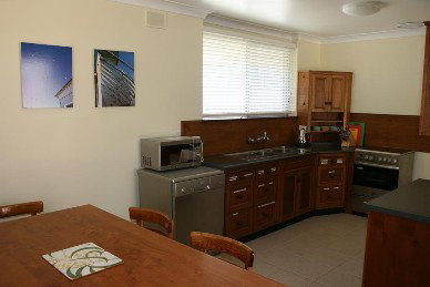 Summerhouse BnB - Accommodation Mermaid Beach 1