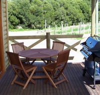 McLaren Ridge 3 - McLaren Ridge Log Cabins - Accommodation Mermaid Beach
