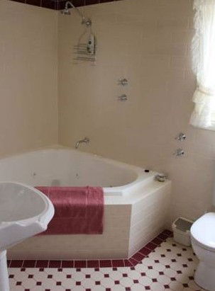 Redwing Shearer's Quarters - Accommodation Mermaid Beach 3