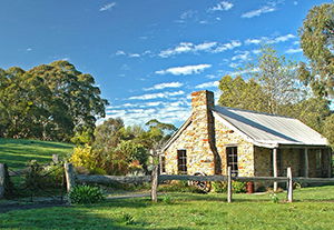 Adelaide Hills Country Cottages - Gum Tree Cottage - Accommodation Mermaid Beach 0