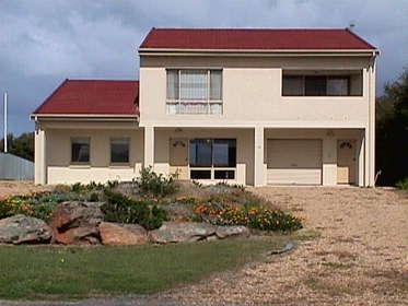 The Sand Castle - Accommodation Mermaid Beach 1
