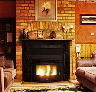 Kenya Cottage - Accommodation Mermaid Beach
