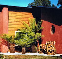 Whispering Spirit Holiday Cottages and Miniature Pony Stud - Accommodation Mermaid Beach