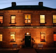 Foxhunters Return - Accommodation Mermaid Beach