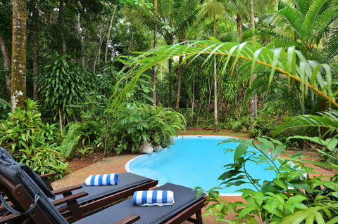 Wait A While Retreat - Accommodation Mermaid Beach 10