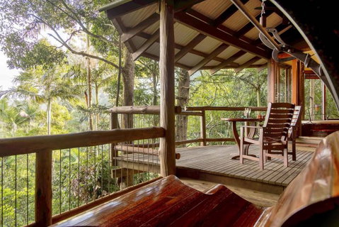 Secrets On The Lake - Accommodation Mermaid Beach 5