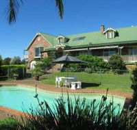 The Lodge - Far Meadow - Accommodation Mermaid Beach