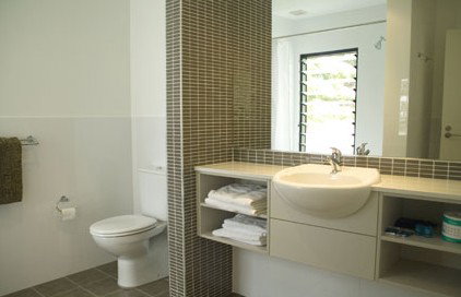 Anglesea Lodge - Accommodation Mermaid Beach 4