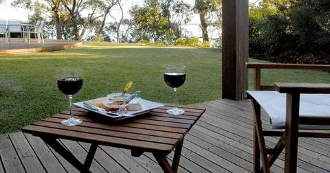 By The Beach B And B Holiday Apartments - Accommodation Mermaid Beach 3
