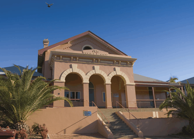 New Olympic Motel - Accommodation Mermaid Beach 2