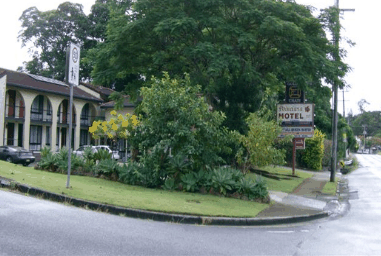 Poinciana Motel - Accommodation Mermaid Beach 3