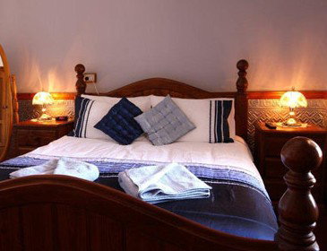 Jadan Cottages - Accommodation Mermaid Beach 2