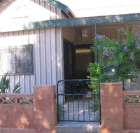 Miffys Cottage - Accommodation Mermaid Beach