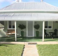 Unique Outback Cottages - Hebbard Cottage - Accommodation Mermaid Beach