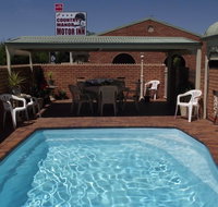 Country Manor Motor Inn - Accommodation Mermaid Beach