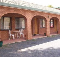 Cooma Country Club Motor Inn - Accommodation Mermaid Beach