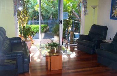 Azura Beach House Bed And Breakfast - Accommodation Mermaid Beach 1