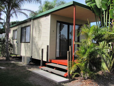 Hillcrest Holiday Park - Accommodation Mermaid Beach 4