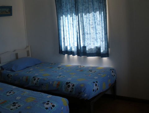 Cosy Cottages Amity Point - Accommodation Mermaid Beach 5