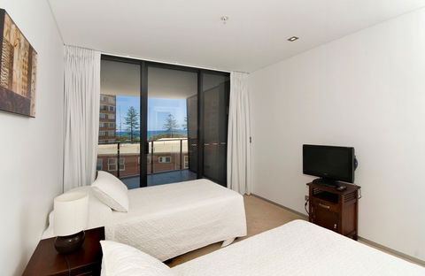Ambience On Burleigh Beach - Accommodation Mermaid Beach 4