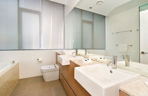 Ambience On Burleigh Beach - Accommodation Mermaid Beach 6