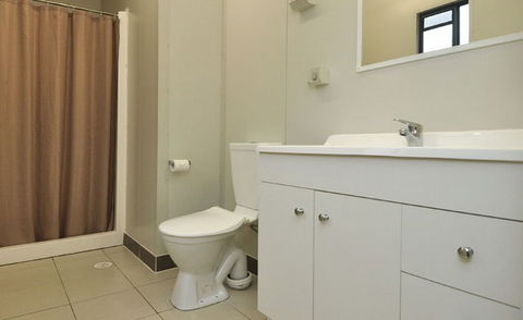 Nobby Beach Holiday Village - Accommodation Mermaid Beach 4