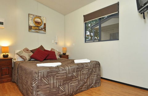 Nobby Beach Holiday Village - Accommodation Mermaid Beach 5