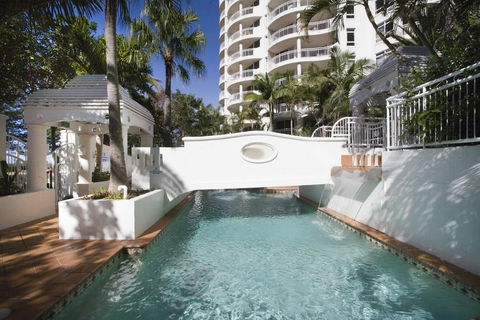 Burleigh Mediterranean Resort - Accommodation Mermaid Beach 9
