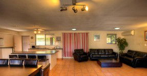 Miami Shore Motel - Accommodation Mermaid Beach 4