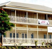 Gracemere Hotel - Accommodation Mermaid Beach