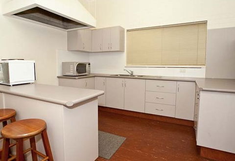 Carrington Hotel - Accommodation Mermaid Beach 3