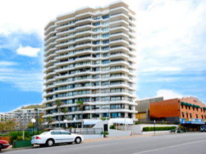 La Pacifique Holiday Apartments - Accommodation Mermaid Beach 0
