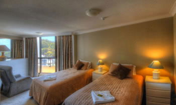 La Pacifique Holiday Apartments - Accommodation Mermaid Beach 3