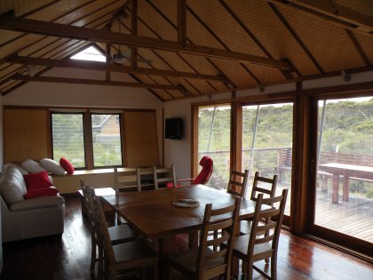 Ulaveo - Accommodation Mermaid Beach 4