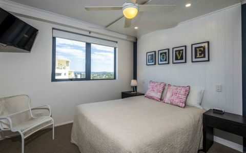 Centrepoint Holiday Apartments Caloundra - Accommodation Mermaid Beach 2
