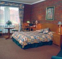 Sovereign Park Motor Inn - Accommodation Mermaid Beach